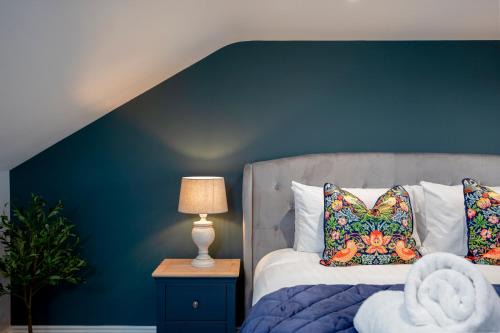 Knaresborough House | Kist Accommodates - Belmont Dene