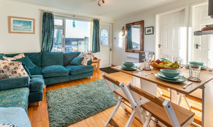 Mullion House | Kittiwake - Mullion Cove