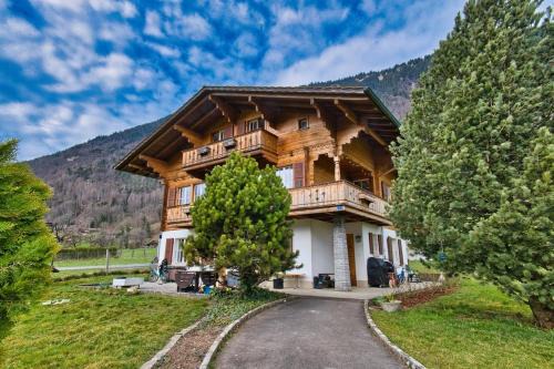 Busserach Apartment | Kiwi Chalet - Mountain Views & Cozy NZ Vibes