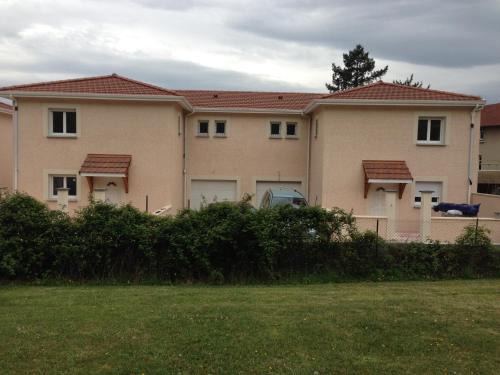 Roussillon-en-Isere House | klm