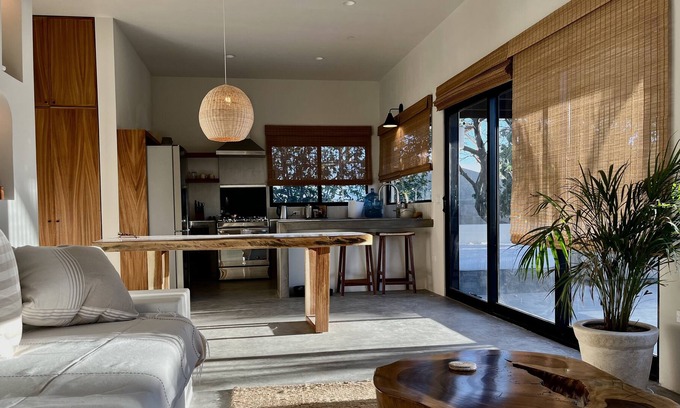 El Sargento House | Kokomo Palms of Julio Yoolio (NEW BUILD)