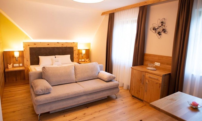 Loipersdorf bei Fuerstenfeld Apartment | Komfortzimmer - Gästehaus Bergbrunnen