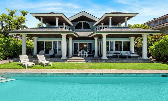 Kailua-Kona House | Kona Blue: Secluded Beachfront Home w/Private Pool, AC & Ocean Views