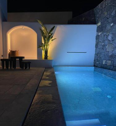 Messaria Villa | Koniko Santorini Private Pool Villas