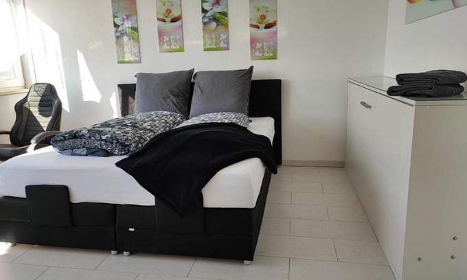 Krefeld Apartment | Koochi-Gästeappartement 43A