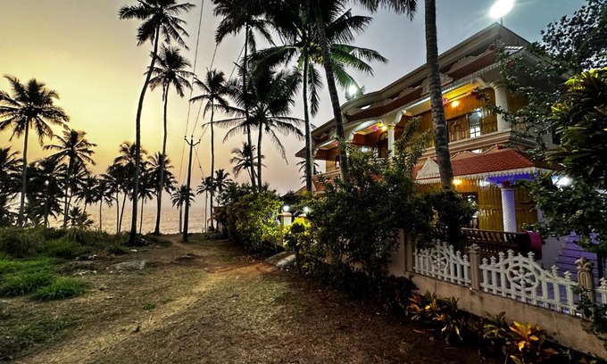 Thiruvananthapuram House | Kovalam Beach House