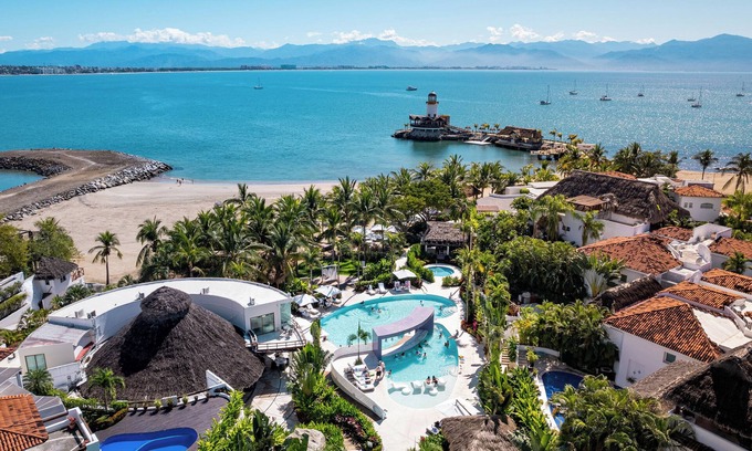 La Puntilla Hotel | Kovay Gardens