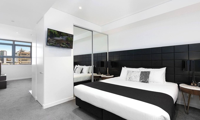 Chatswood CBD Apartment | Kozyguru | Chatswood | Convenient 1 Bed Studio Apt