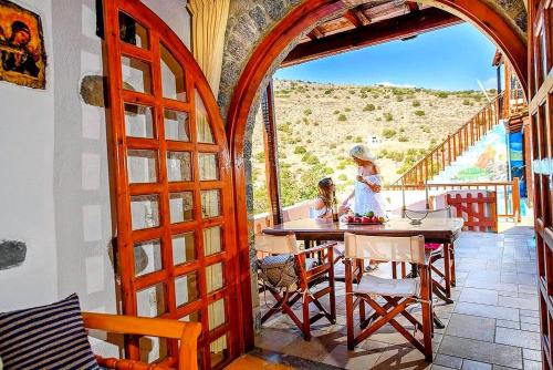 Mavrikiano House | Kretisches Steinhaus Mit Gemeinschaftspool