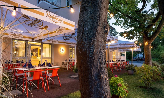 Rheindorf Hotel | Kristallhotel Fettehenne