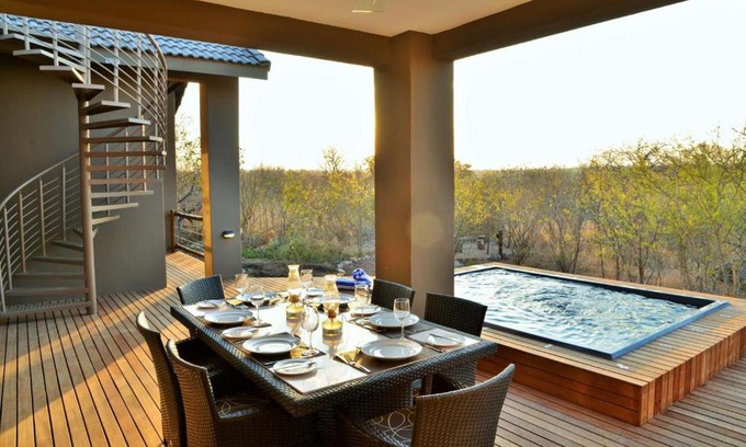 Buffelspruit Villa | Kruger National Park Mjejane Private Game Reserve