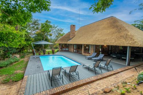 Hazyview Apartment | Kruger Park Lodge Unit No 441 with Private Pool - MAX 4 ADULTS