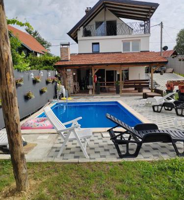 Sveti Ivan Zelina House | Kuća za odmor PINKA