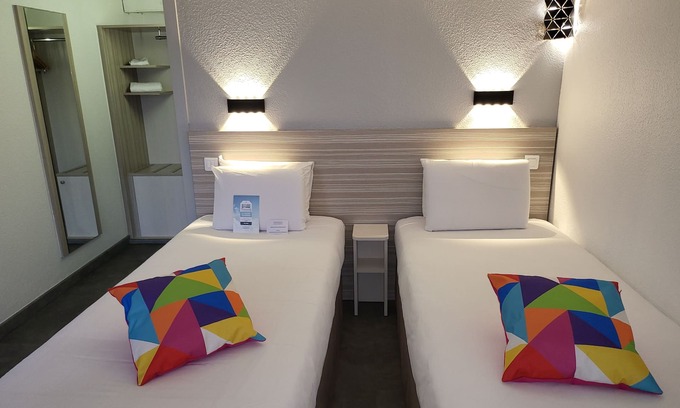 Chatillon-en-Michaille Hotel | KYRIAD BELLEGARDE - Genève