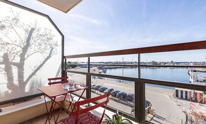 Courtoisville-Sillon-Moka Apartment | L'Airelle - Two Bedroom Apartment, Sleeps 4