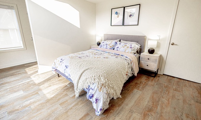 Downtown Apartment | L'amore in Paradise 15 Min to Falls 3 BED 2 Baths