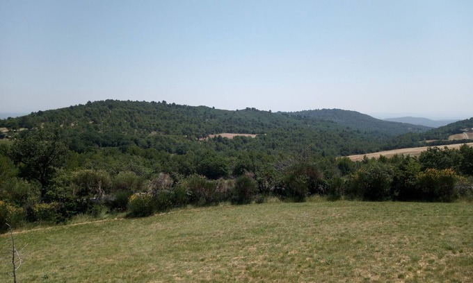 Saint-Martin-les-Eaux Bed & Breakfast | L'amphitryon