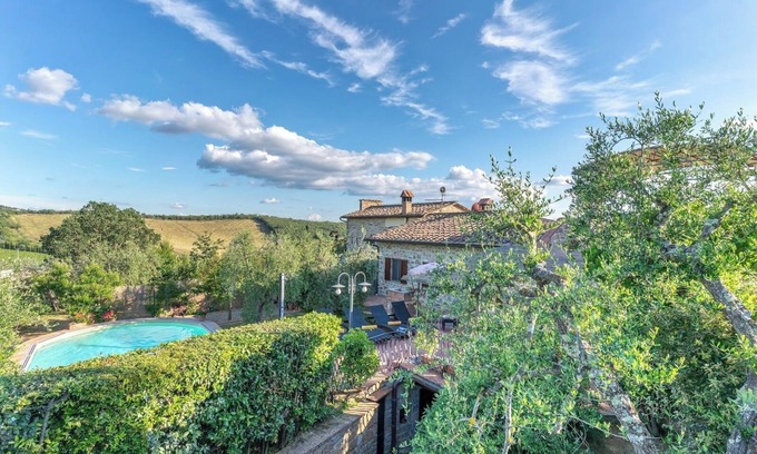 Radda in Chianti Villa | L'Angolino In Radda in Chianti, Tuscany