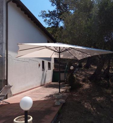 Castell'Umberto Bed & Breakfast | L'Antica Quercia B&B