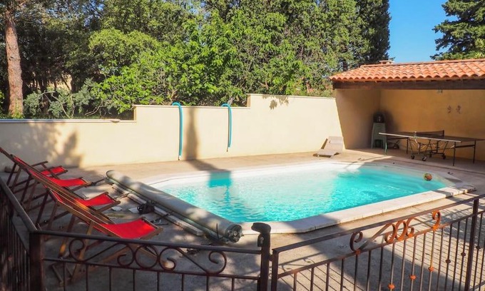 Sorgues Apartment | L'armas