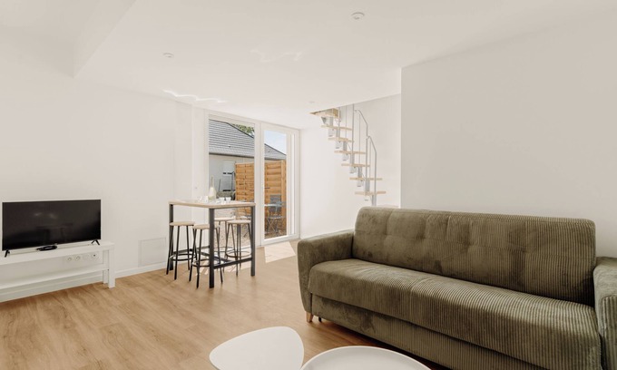 Decines-Charpieu Apartment | L'Atelier Chic