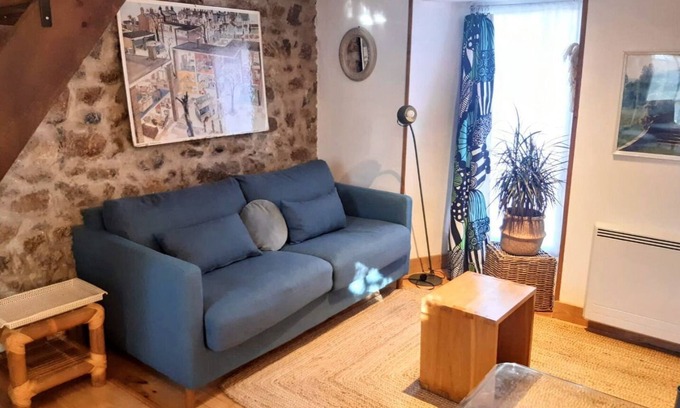 Saint-Cyr House | "L'Atelier de Pierre" Renovated country property.