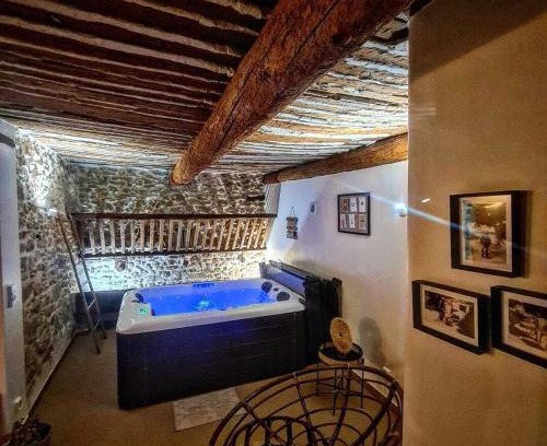 Cheval-Blanc House | L' ecurie de Florent et Spa