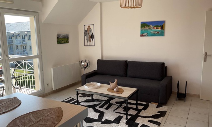 Port-en-Bessin-Huppain Apartment | L'Escale Apartment Port-en-Bessin- Huppain