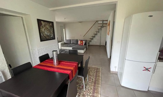 Saint-Etienne-d'Orthe House | L'escale