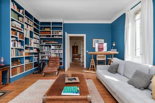 Carignan-de-Bordeaux House | L'escapade