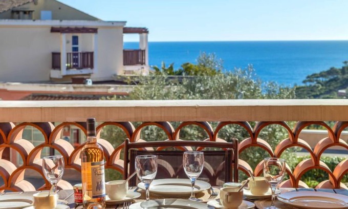 Cap Esterel Apartment | L'Esquinade (P5 317) by Interhome