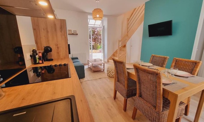 Pontivy Apartment | L'Eucalyptus - Centre ville - Terrasse
