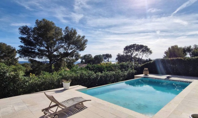 Les Issambres Villa | L'Horizon D'Azur