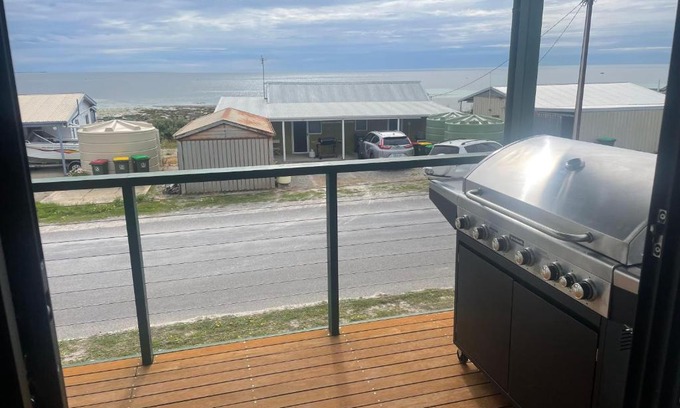 Moorowie House | L'il Southshore