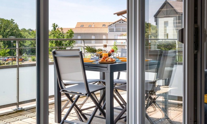 Pornic Apartment | L'Indigo by Interhome