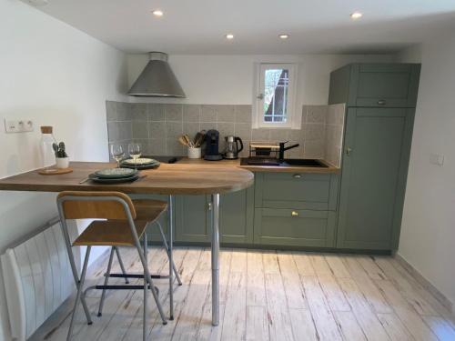 Le Revest-les-Eaux Apartment | L’Oliveraie du Revest