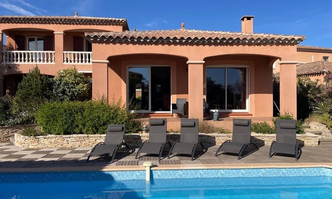 Portiragnes Villa | L'Ostalada - Beautiful 8-person villa with private pool close to the beach