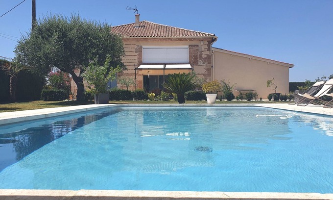 Saint-Nicolas-de-la-Grave House | L'OUSTAL D'ADELE 3-STAR FURNISHED APARTMENT - SWIMMING POOL NEAR MOISSAC AND CANAL DU MIDI