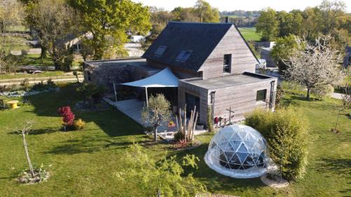 Ambon Bed & Breakfast | L'Oustaou du Bodo