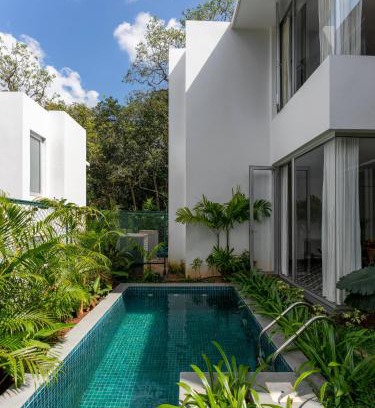 Siolim Villa | La Avila, 2 BHK Villas near Morjim Beach with Private Pool, Kitchen, Balcony &Security