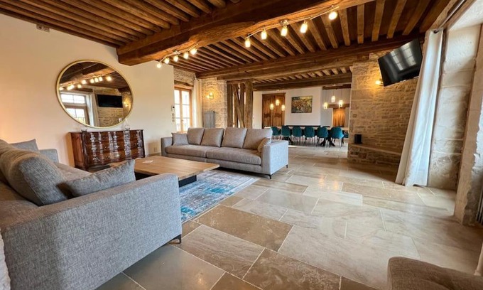 Chassagne-Montrachet House | La Bastide De Chassagne-Montrachet