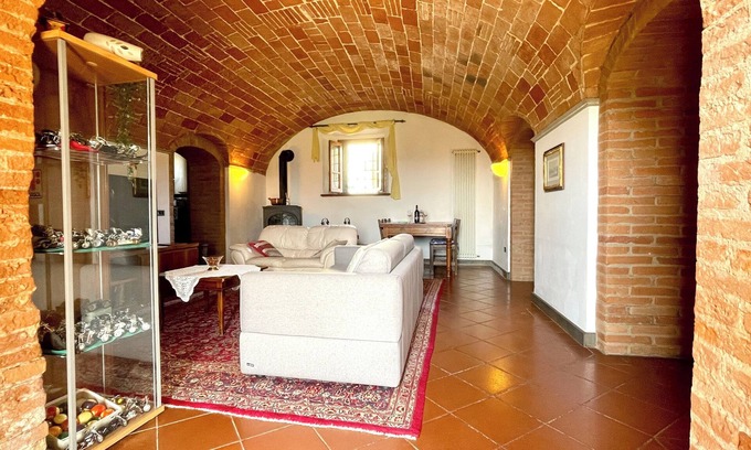 Montelupo Fiorentino Apartment | La Brucina - Holiday apartment with pool