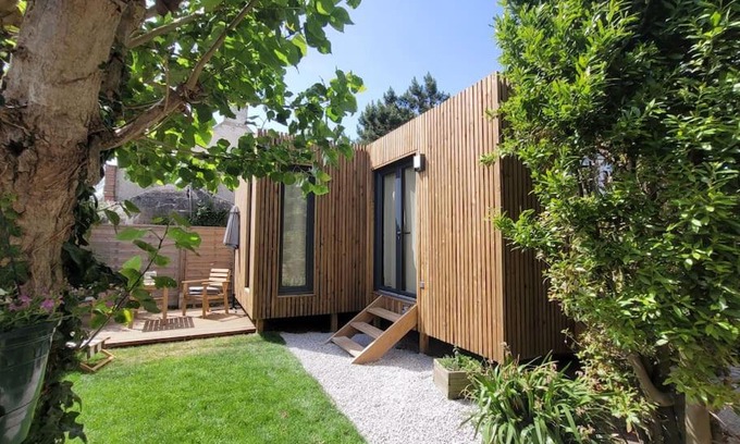 Bleriot-Plage House | "La cabane du sentier", tiny house sur pilotis avec petit jardin, proche de la mer et du site naturel des 2 caps