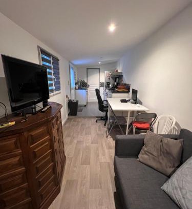 Maisons-Alfort Ski Chalet | La cabane