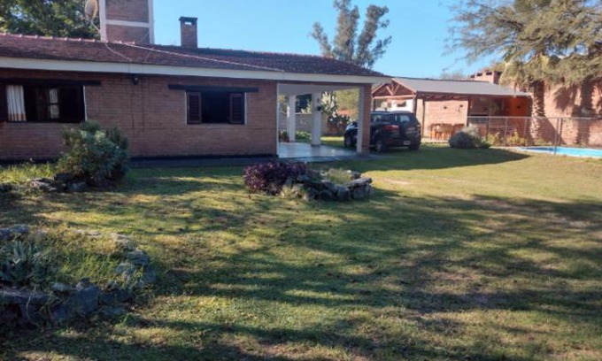 Villa Anisacate House | LA CASA