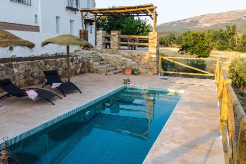 Villanueva del Rosario House | LA CASA DE LA HUERTA Stylish family cottage in Malaga countryside