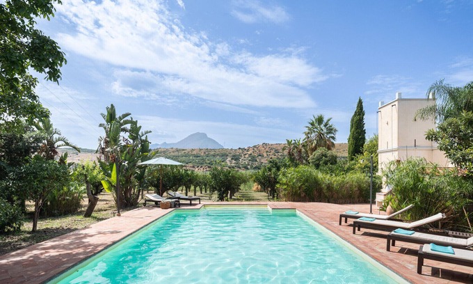 Collesano Villa | La casa dell'Acqua - Private Pool 10 min away from the beach