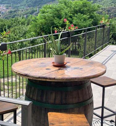 Capo di Ponte House | La casa delle Sante