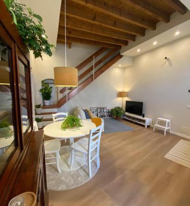 Lomagna Bed & Breakfast | La Casa di Paola