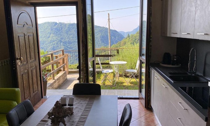 Dossena Apartment | La casa panoramica